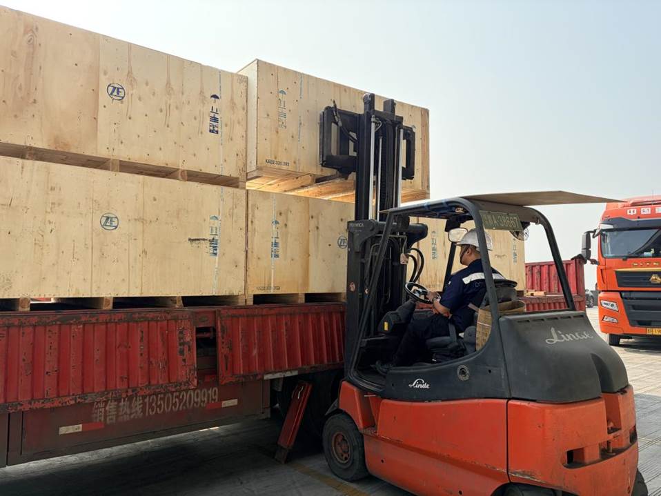 90b4b6ebee9ffd9867fed2d936a01727